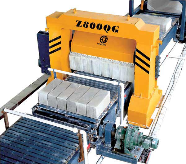 陶(táo)粒自保(bǎo)溫砌塊(kuài)生産線(xiàn)設備