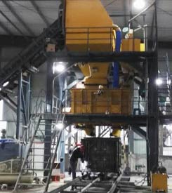 攪拌澆(jiāo)注設備(bei)